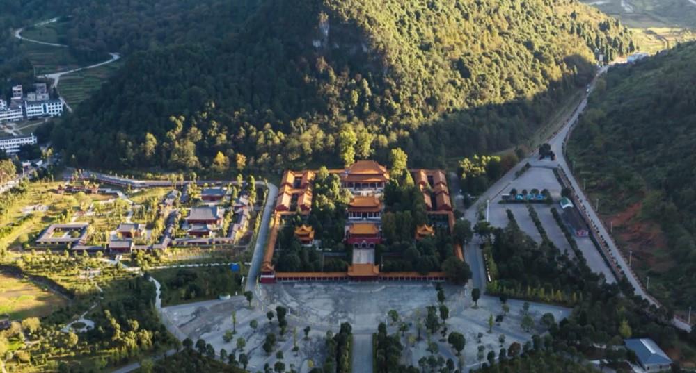 宁远九嶷山舜帝陵景区被评为国家级文明旅游示范单位