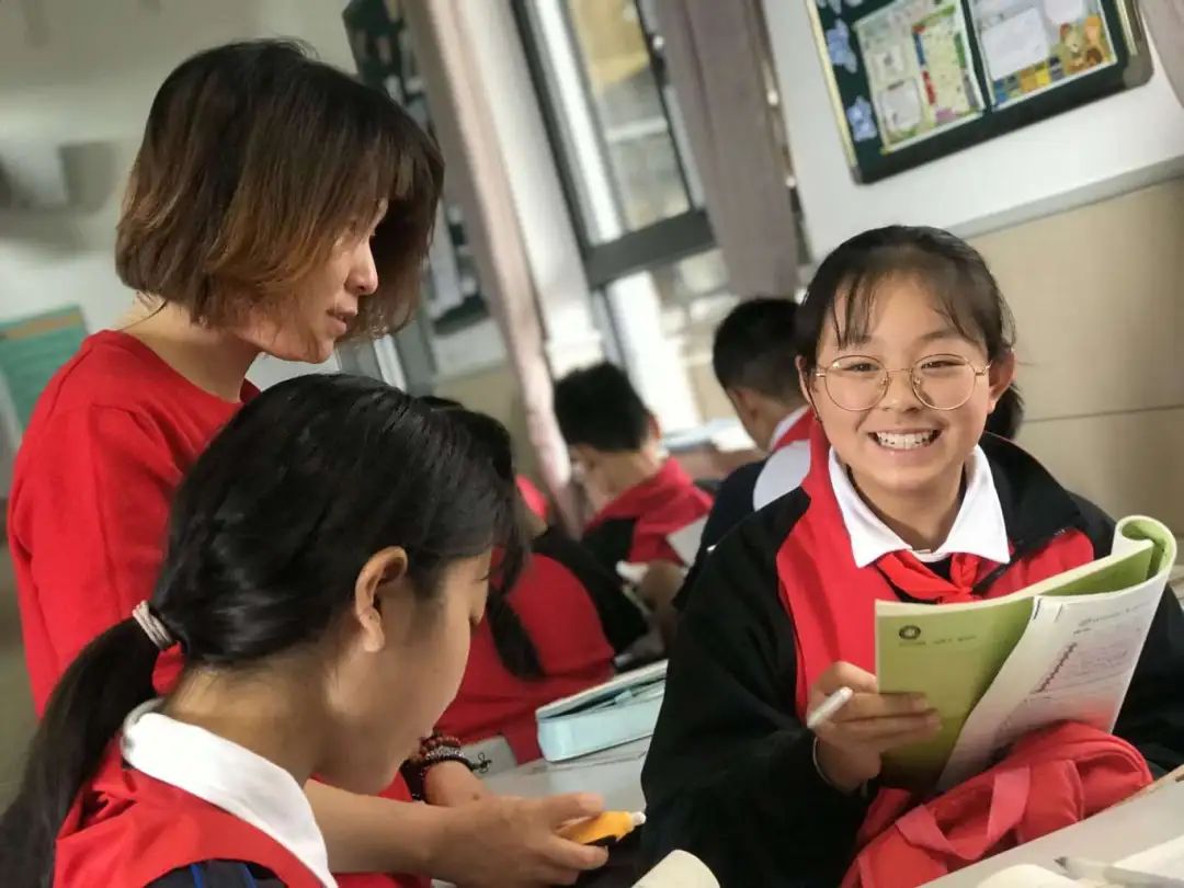 家门口的好学校|上海市汾阳中学:教师队伍"骨干云集",品质课堂激发
