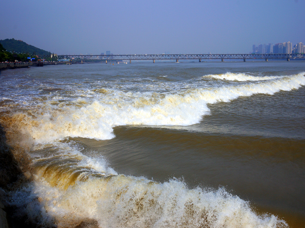 钱塘江观潮地点