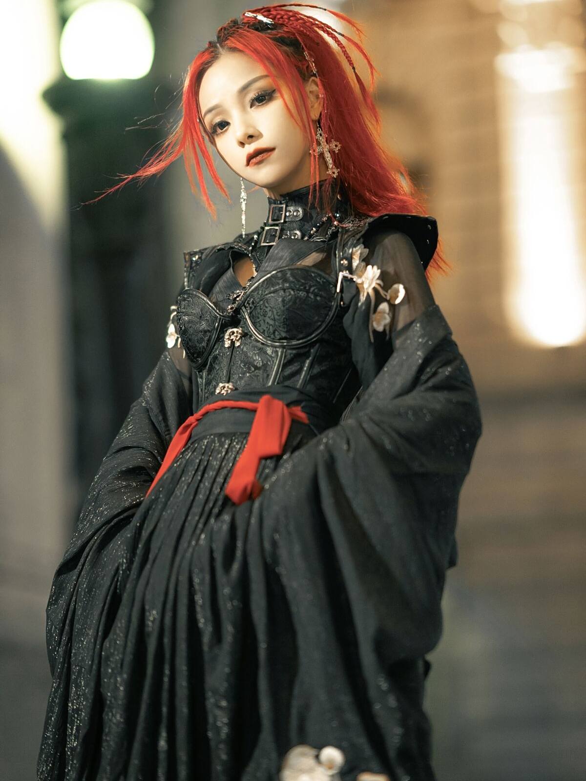 谢安然带火了一种穿搭叫"洛丽塔 汉服外套",优雅又俏皮