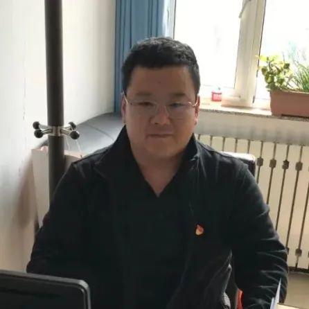 刘忠伟延庆区第五中学校长向不文明行为说"这不是我要的".