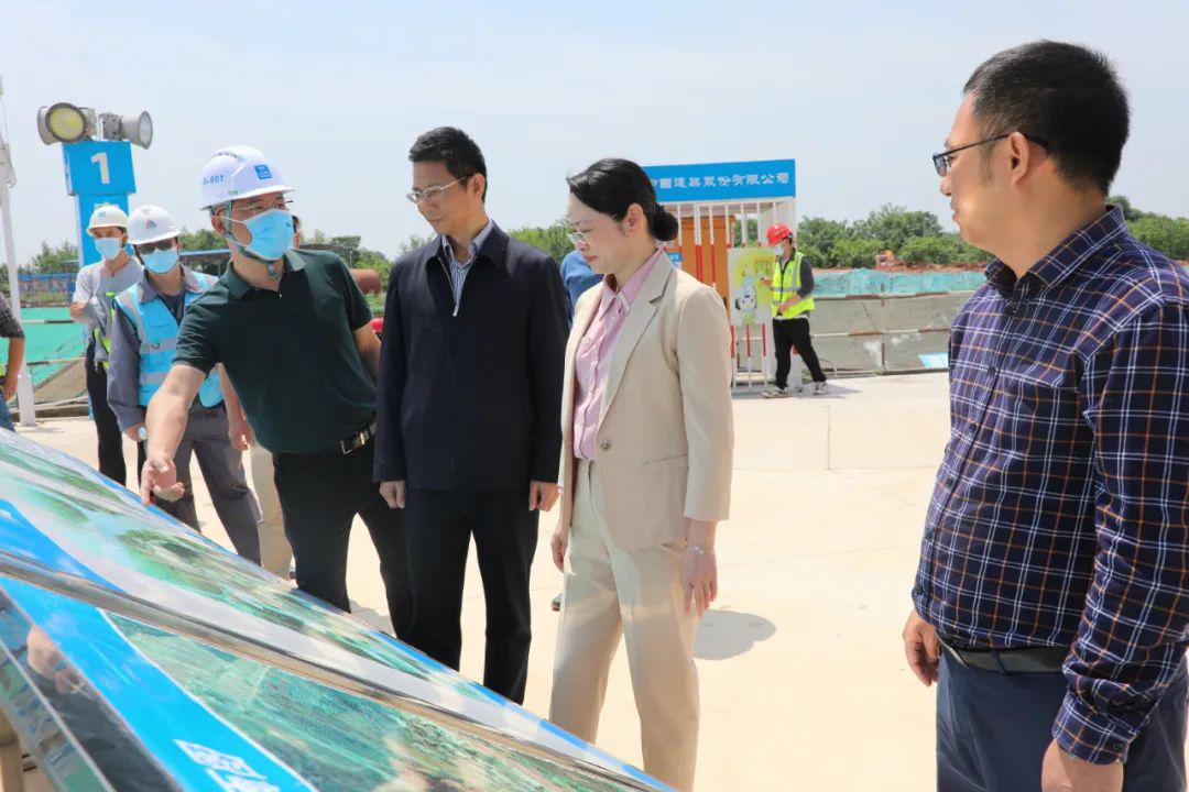 姚勇,吴青,陈黎,何世林分别深入挂点县(区)开展"五一"期间不停工重大