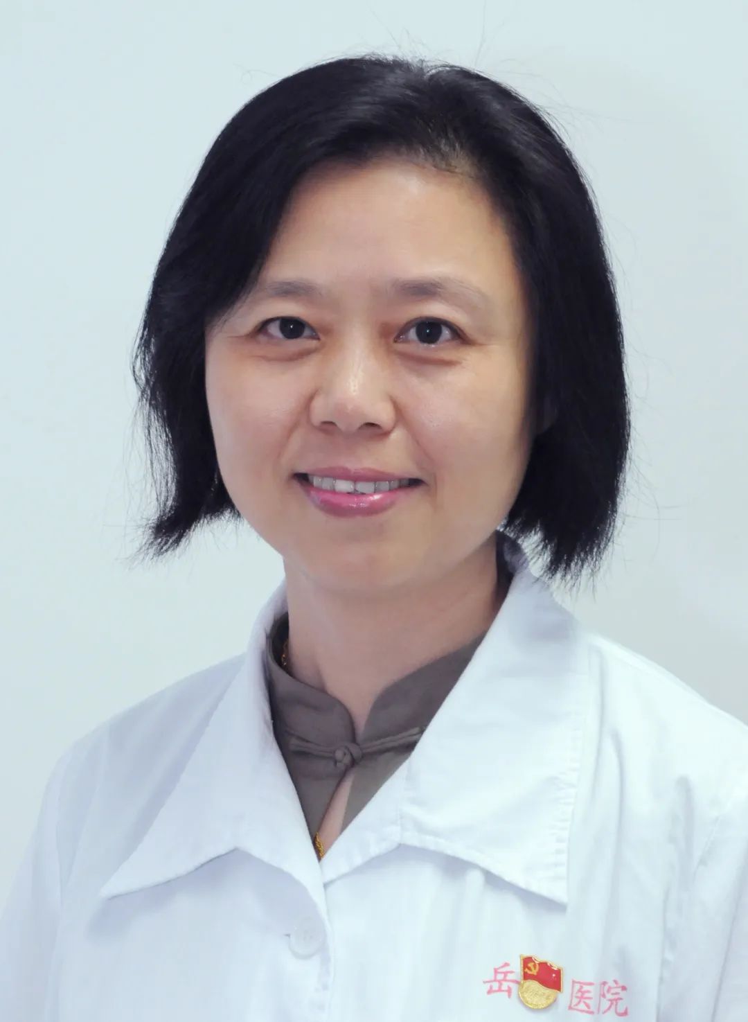 关于中国人民解放军第四五一医院黄牛代挂票贩子挂号的信息