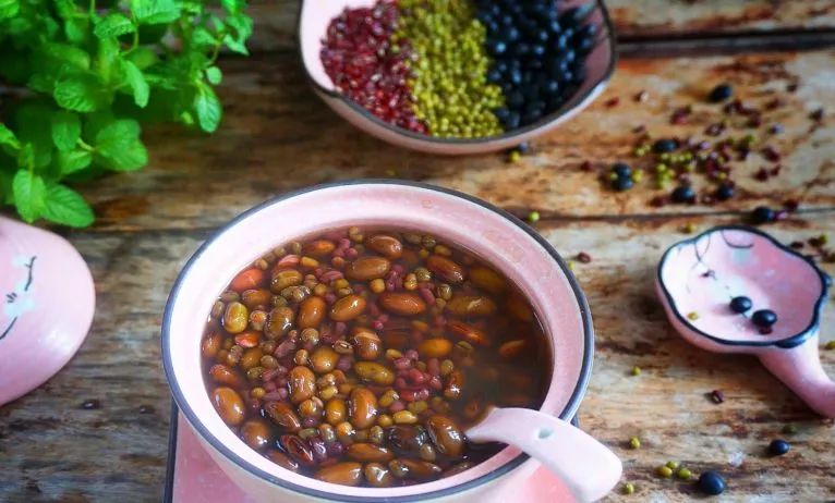 炎炎夏季喝一碗它,养好脾胃,排走湿浊,身体更通畅