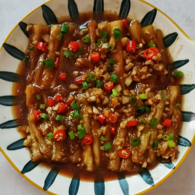 蒲烧茄子,鲜香软嫩入味,比肉还好吃