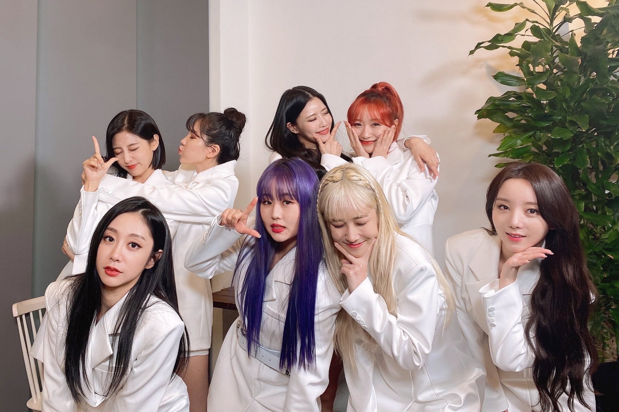 lovelyz新专辑回归获得首个一位风格转变大受好评