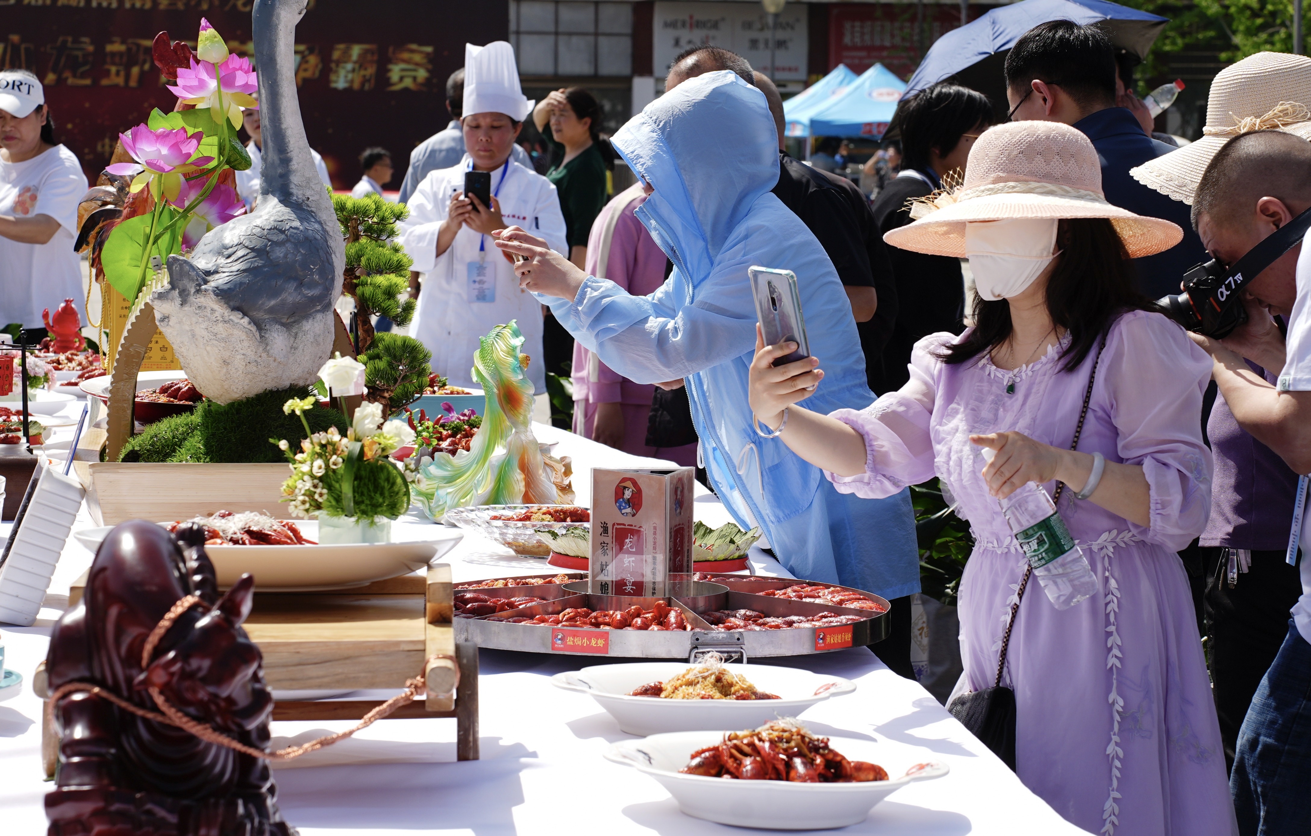 中国小龙虾厨艺争霸赛在湖南南县开展