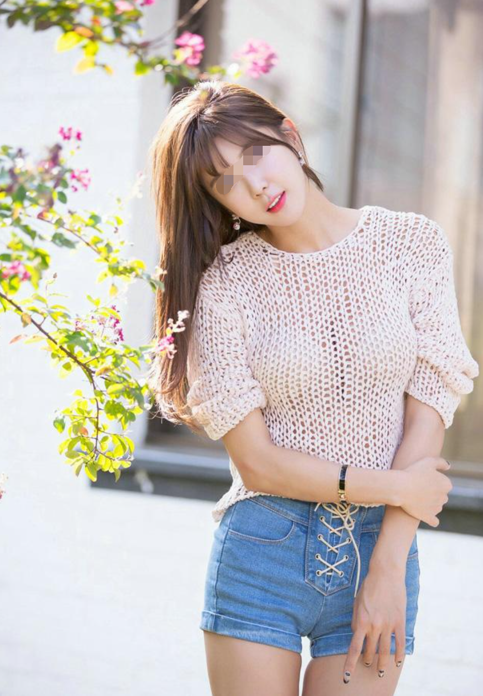 河南美女销售,为了促成交易,与男客户发生关系,不料反被敲诈