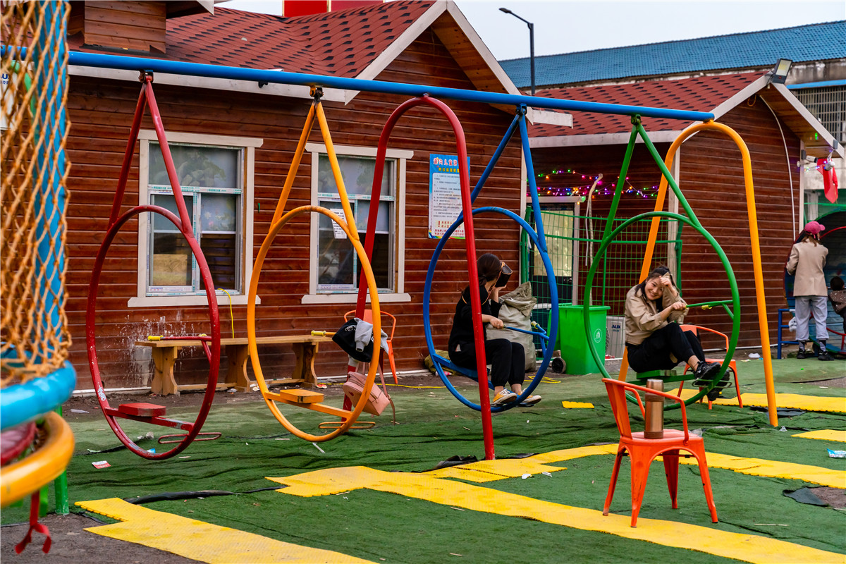 为什么无动力亲子游乐园设备那么受欢迎