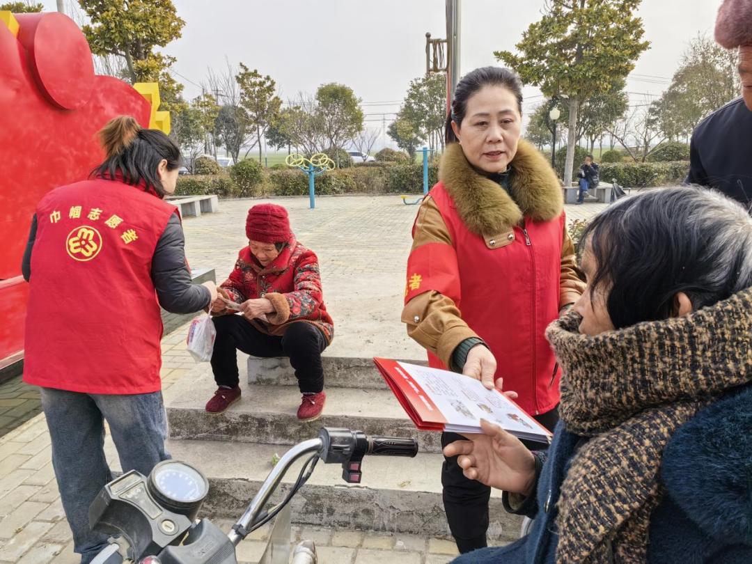 谯城区赵桥乡双楼村:宣传老年课堂及预防电信诈骗活动