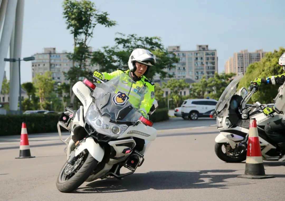 铁骑大片,燃爆全场!乐清交警全警实战大练兵进行时