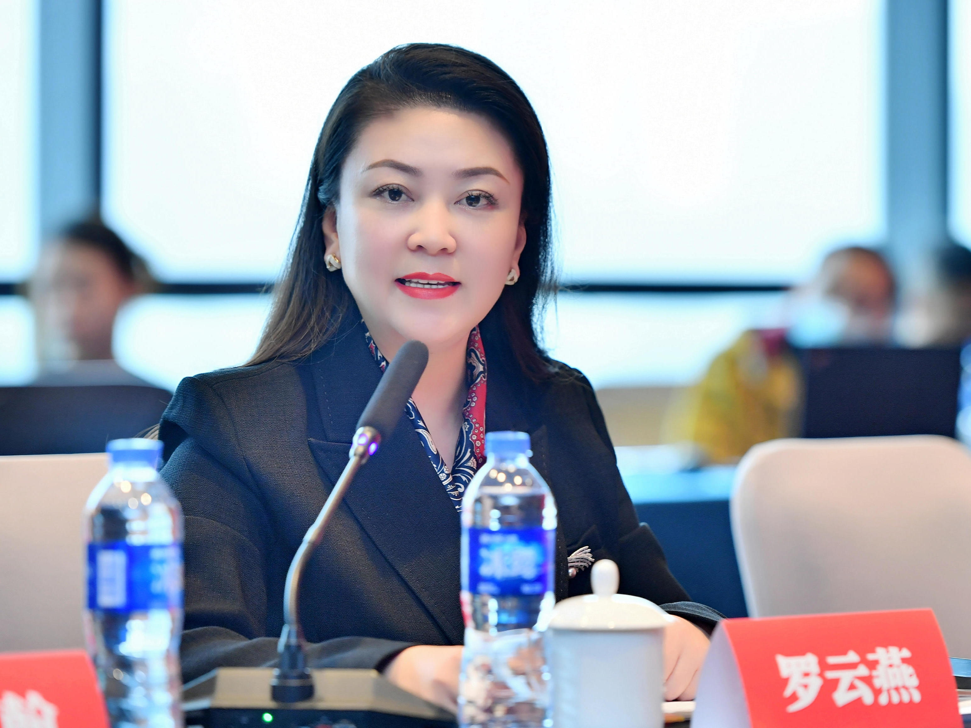 2022封格女性|蓝润集团党委书记,首席品牌官罗云燕:无论在哪个位置都