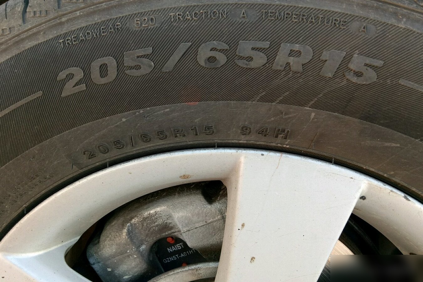 经典科鲁兹轮胎型号