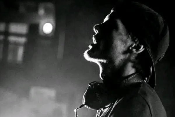 a神是怎么死的?