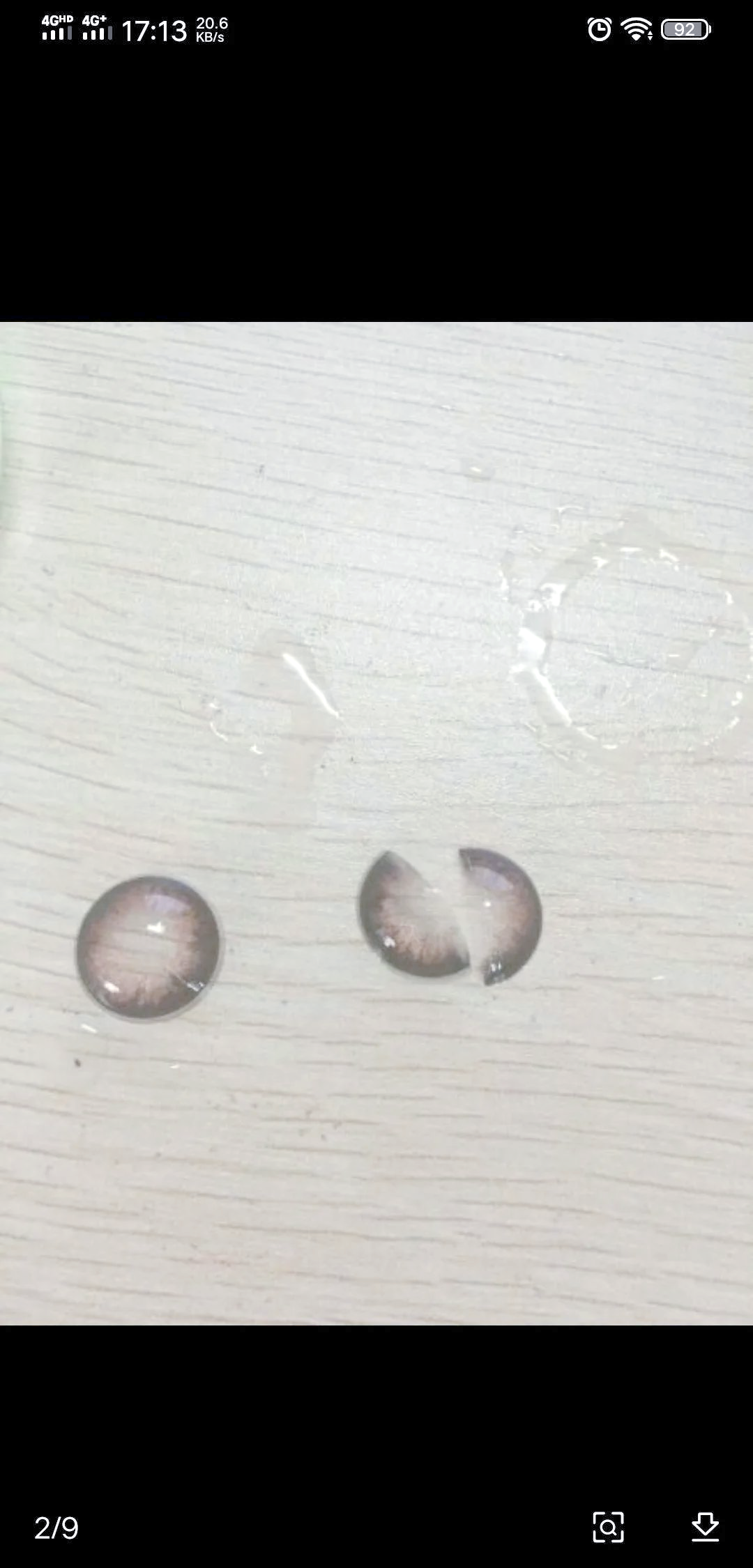 剪片通常是指将美瞳剪成两片或对折后剪成四片,但请注意,剪得过于碎