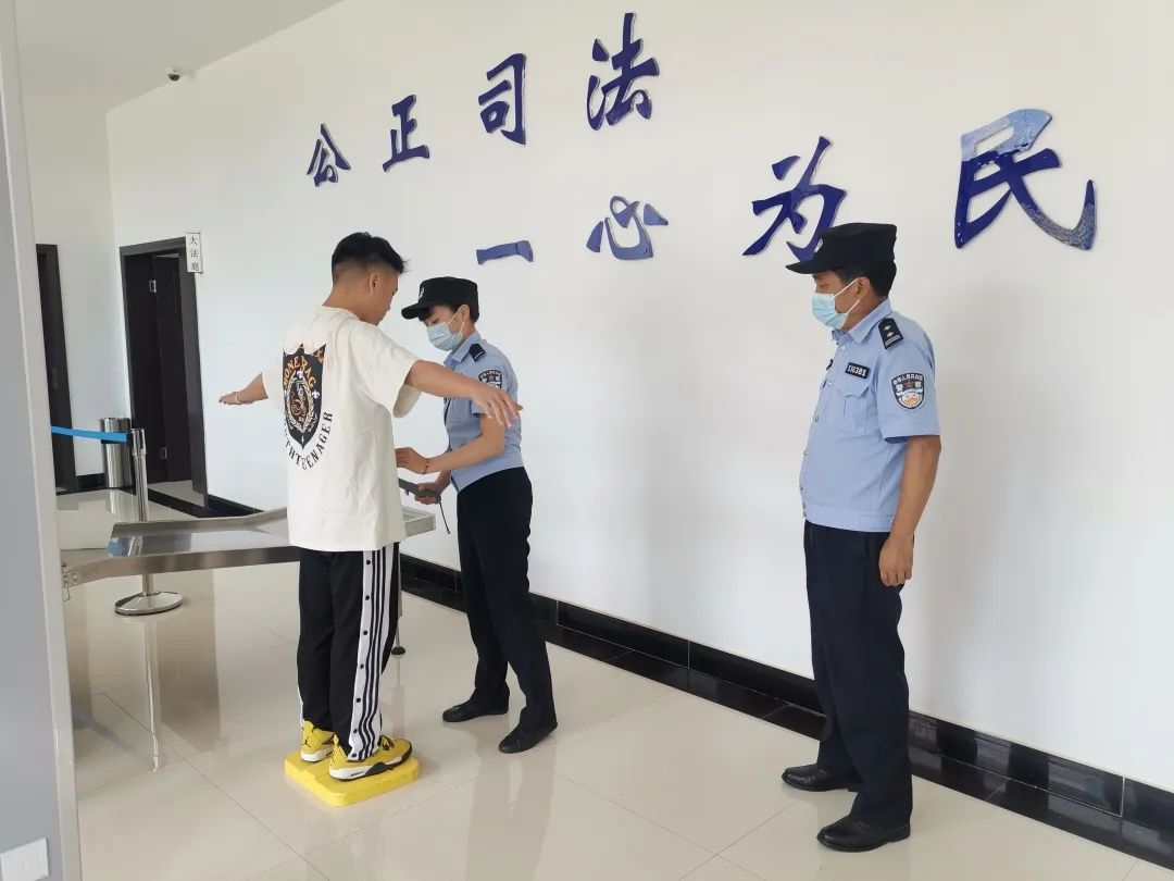 【安法动态】司法工作无小事 法庭安保重于山——安宁法院协警新入职