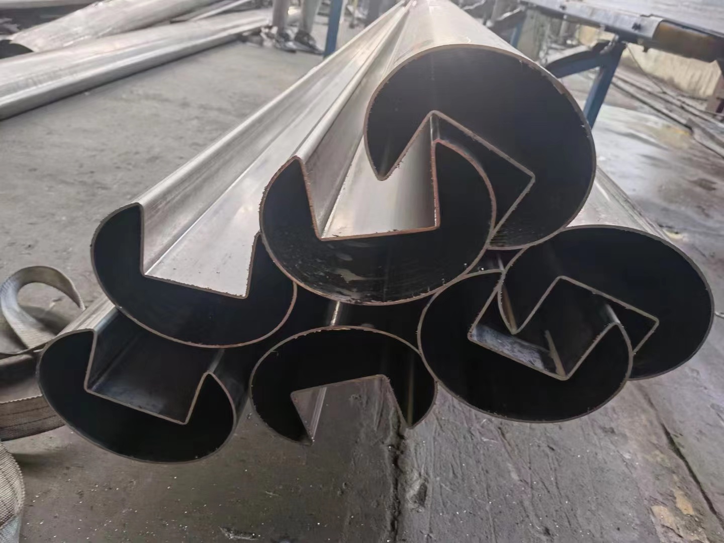 佛山生产不锈钢异型管厂家