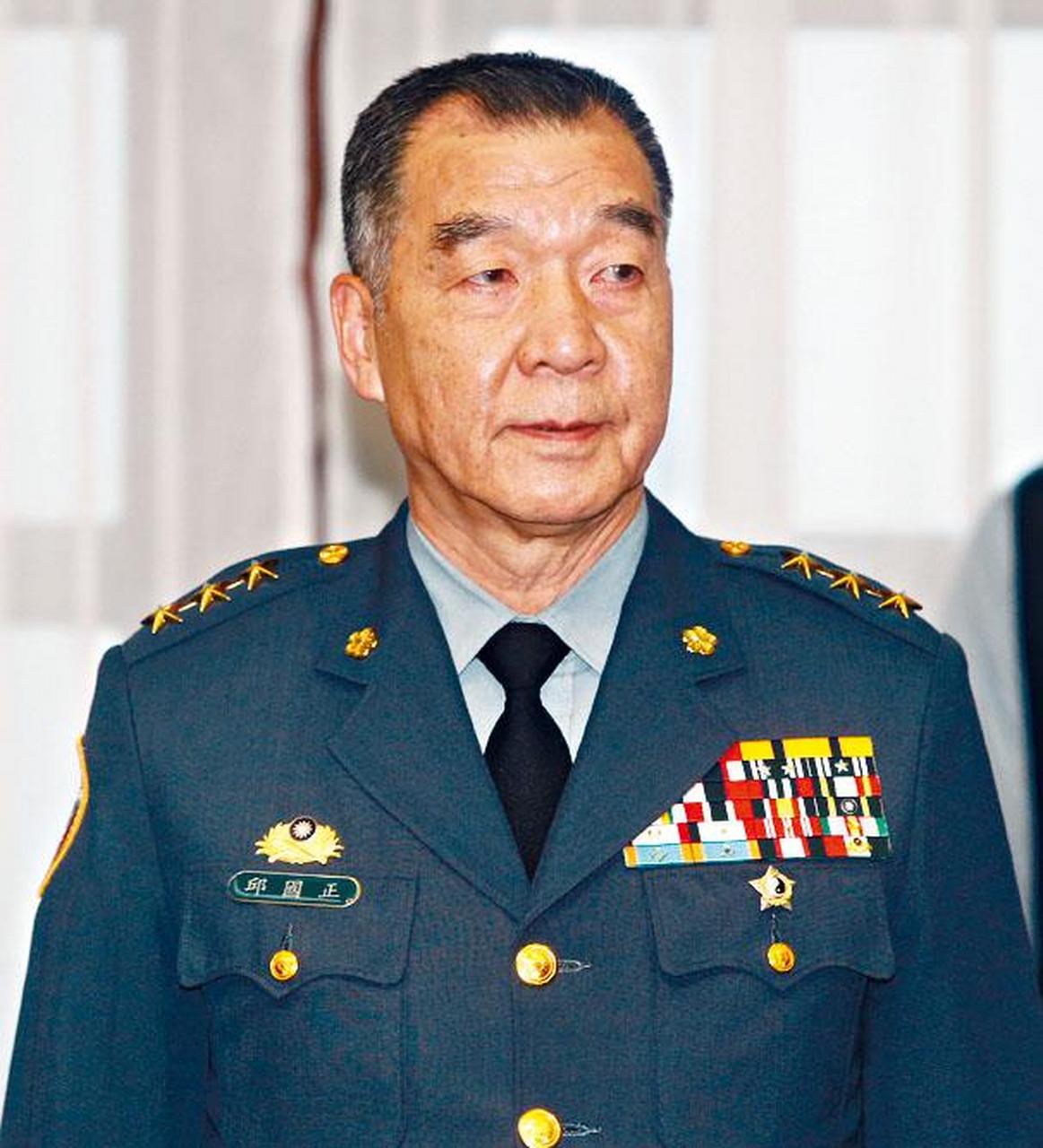 如何评论解放军无人机绕台和大陆航母到台湾东部演习?台湾"国防部长"