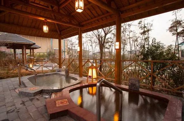 济南周边温泉大盘点,一起来暖暖过冬天吧