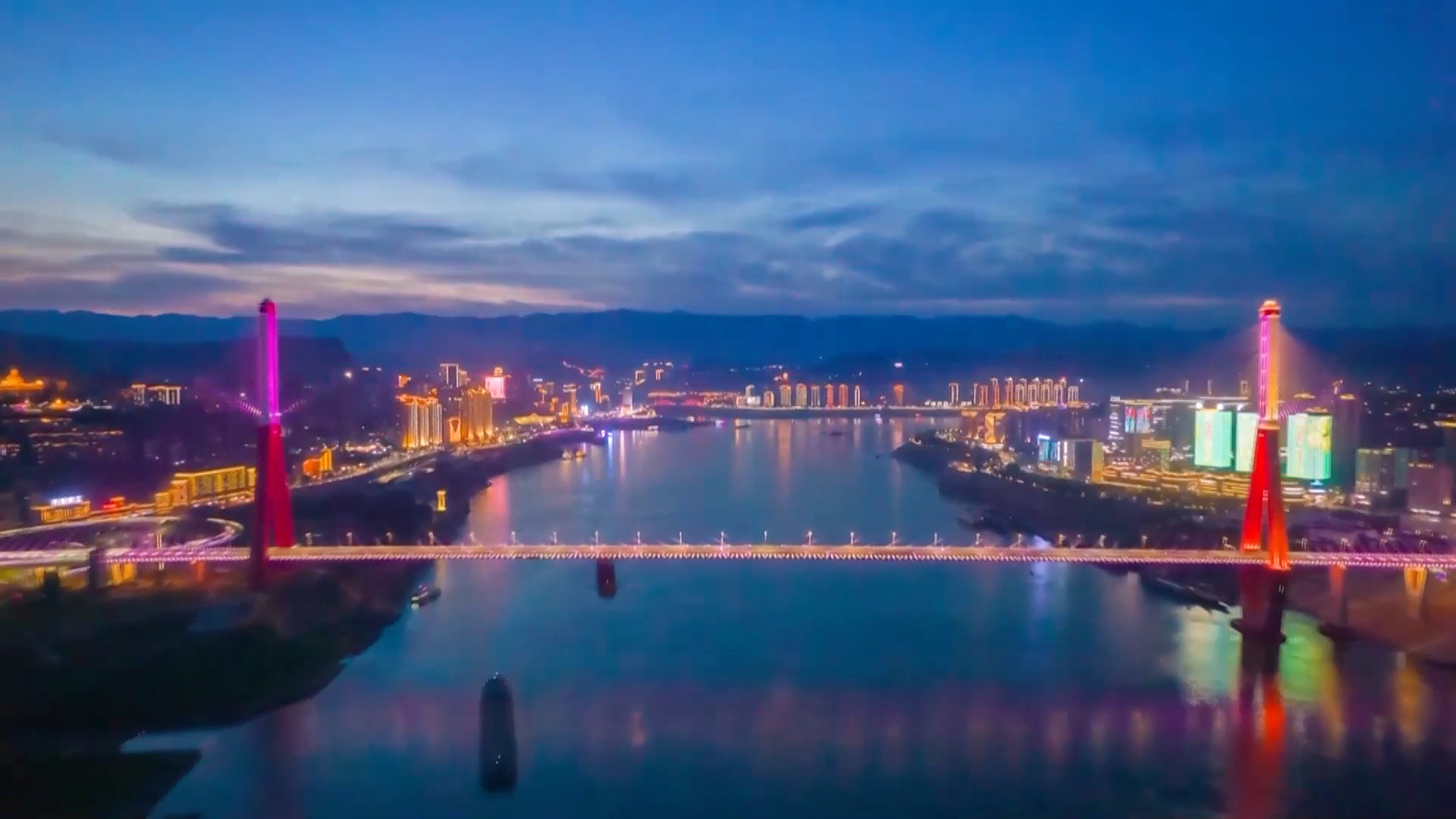 大美长江|平湖万州 万家灯火映山水画卷