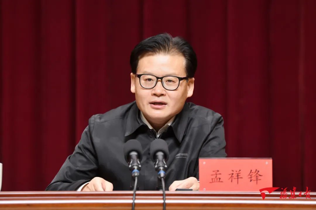 学习贯彻党的十九届六中全会精神中央宣讲团报告会在榕举行