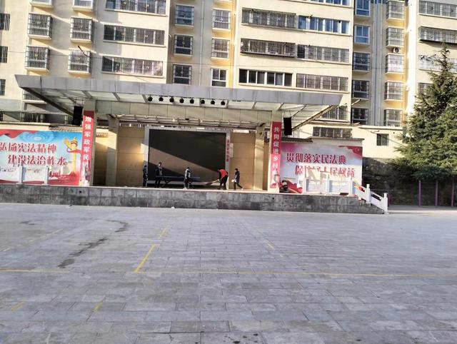 柞水县红岩寺镇:"五式举措"聚力打造"干净红岩"