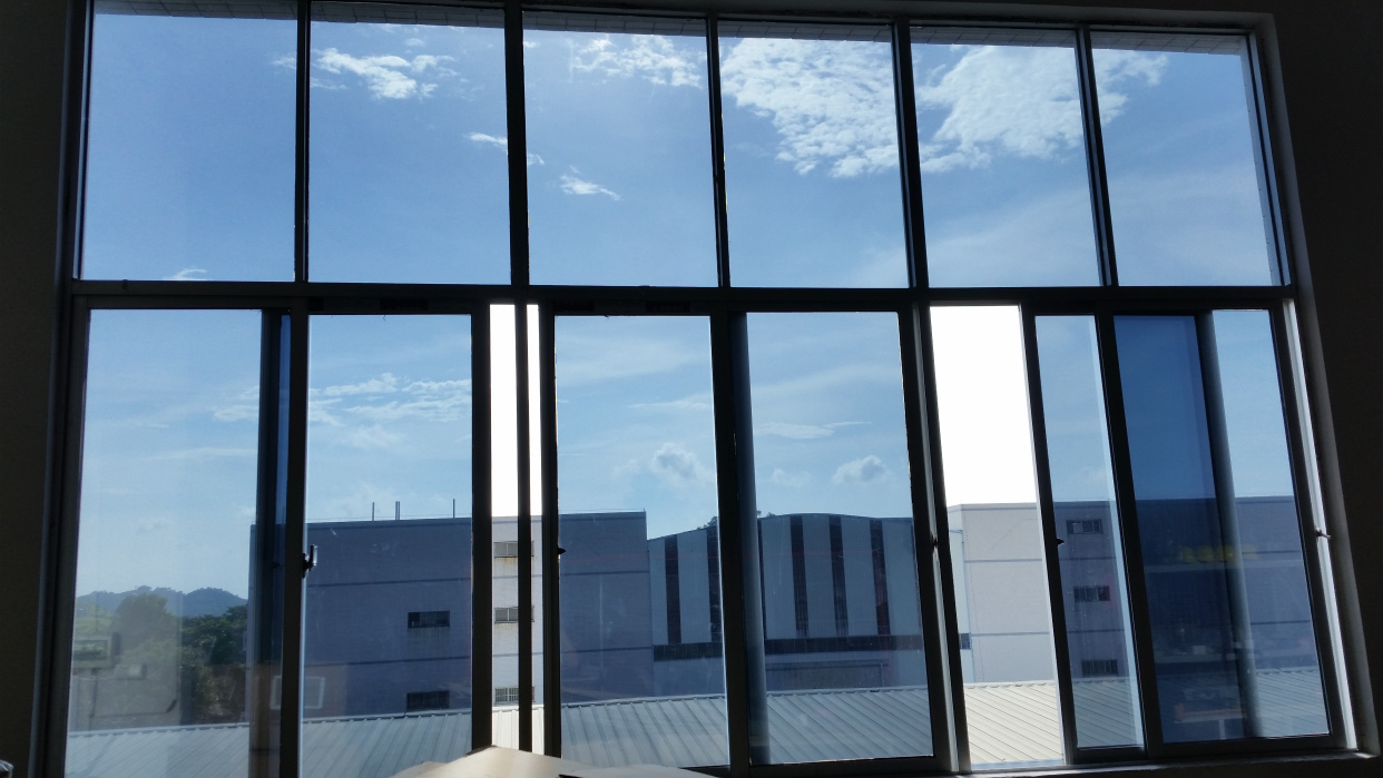 窗户贴膜建筑节能新方法