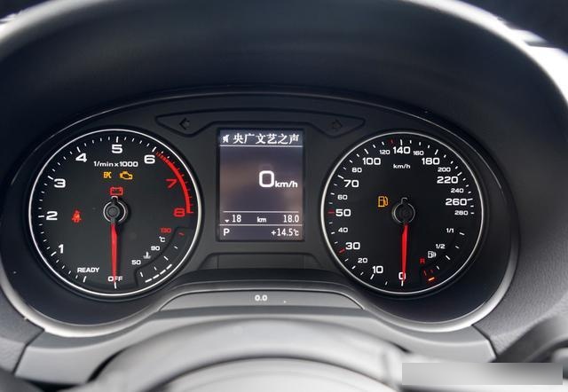 奥迪a3仪表盘上提示机油更换到期可机油刚换,要怎么消除?