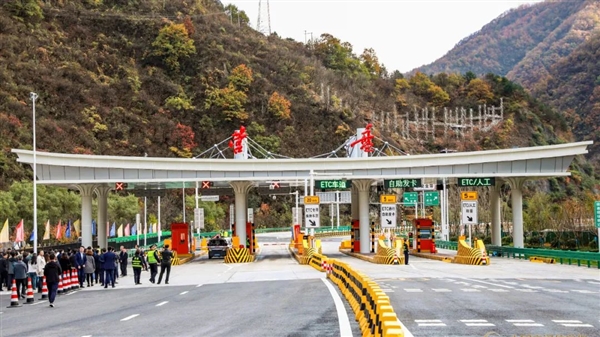 全国首例!西镇高速全段使用麒麟底层收费平台:纯国产系统