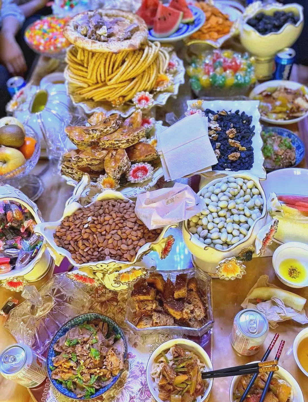 古尔邦节是一个庄重而热烈的节日,各地都有着独特的庆祝方式和习俗