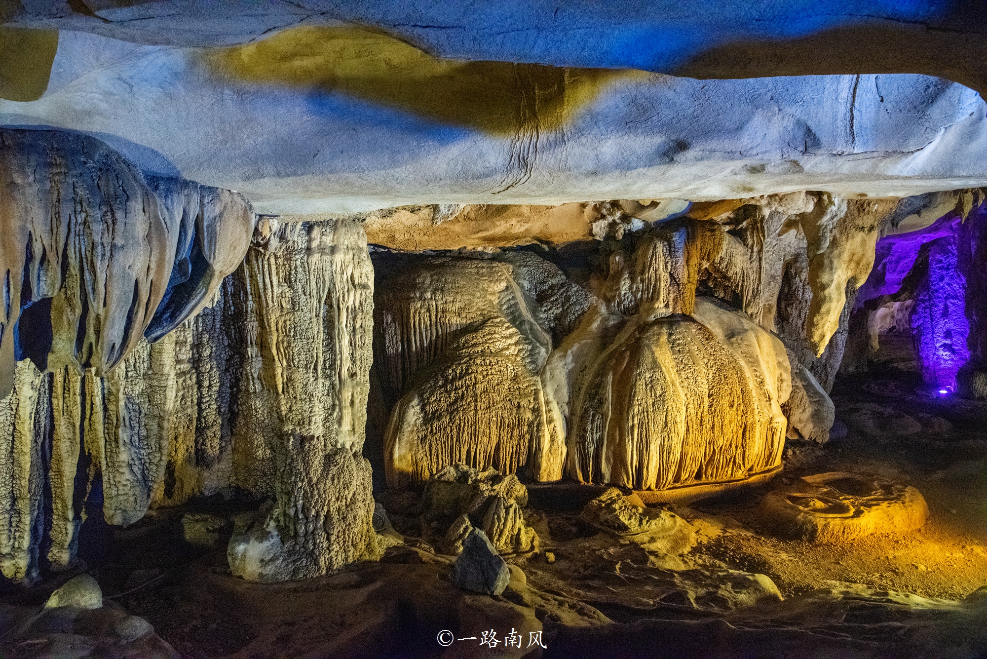 隐藏在广西百色的奇妙山洞,洞外冻成狗,洞内却温暖如春