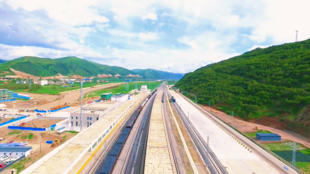 期待与你在岷县的路上相见