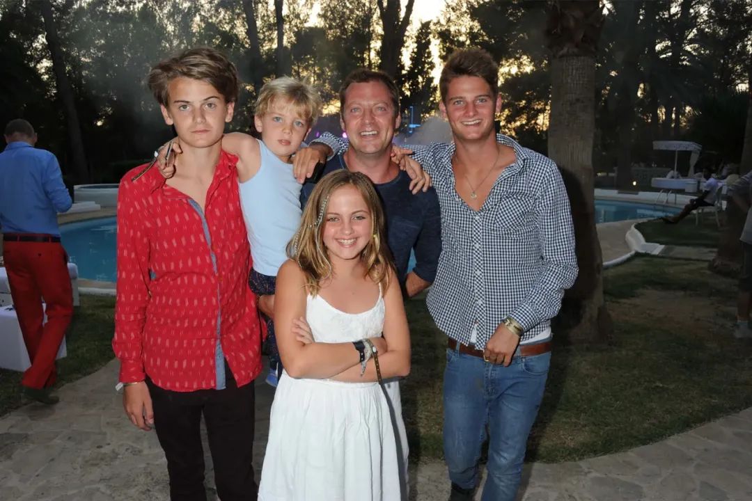 默多克家族,有着比电视剧还精彩的豪门生活