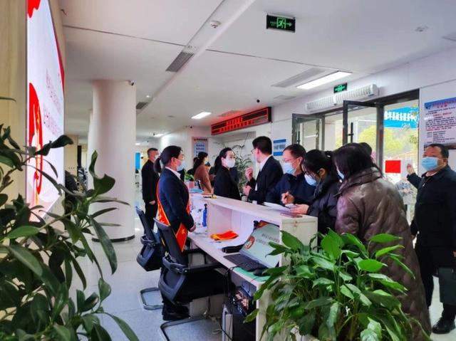 省委依法治省办对佛坪县法治政府建设示范创建工作开展实地评估