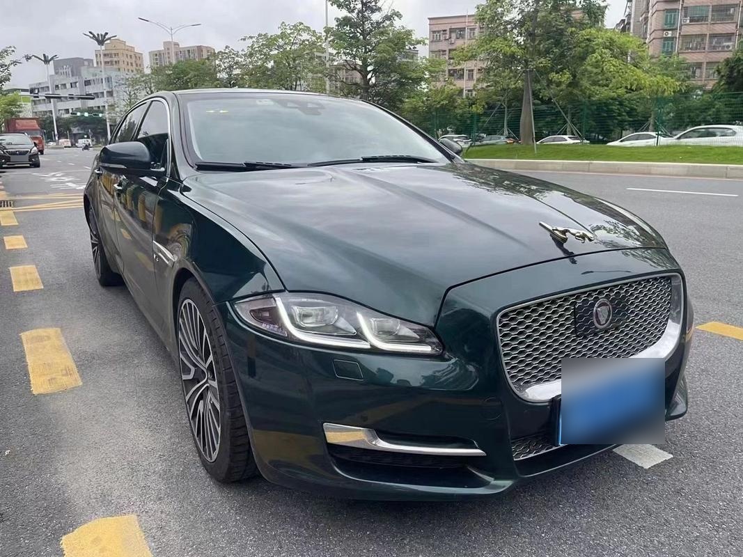 在汽车界,我们经常会碰到"美洲豹"和"捷豹"这两个词,它们虽然听起来有