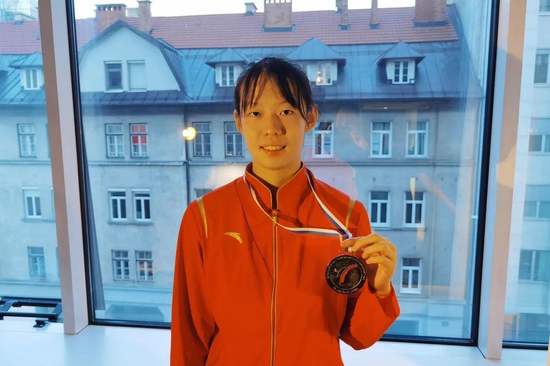跆拳道斯洛文尼亚公开赛四川选手宋洁夺金
