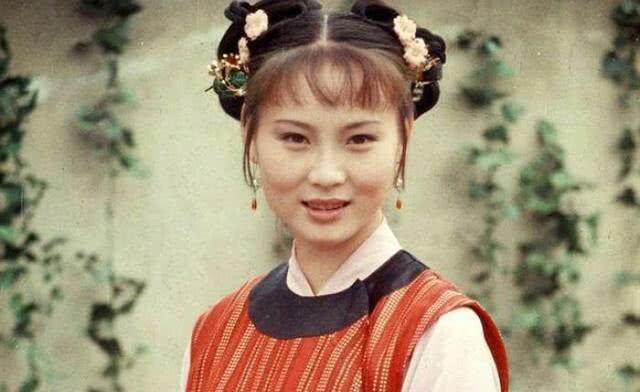 林红玉是管家林之孝的女儿,为什么会被晴雯等丫鬟欺负得那么惨?