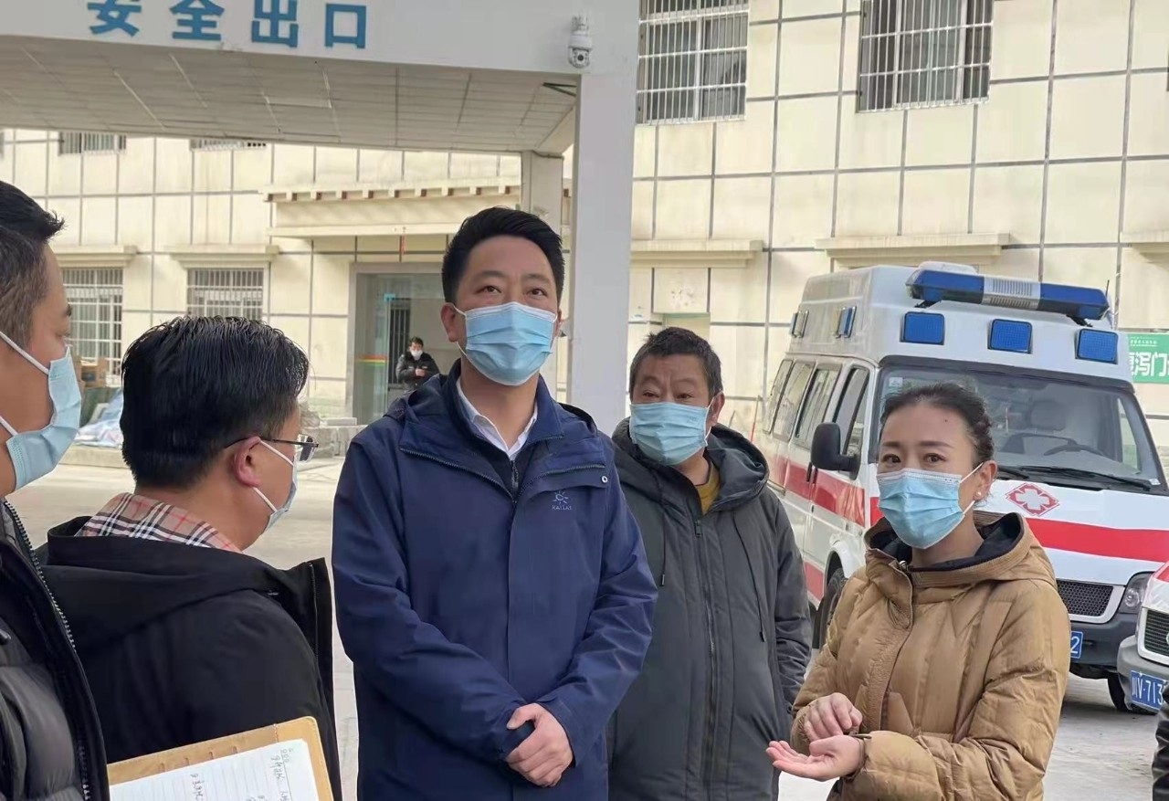 方一舟率队督导疫情防控工作