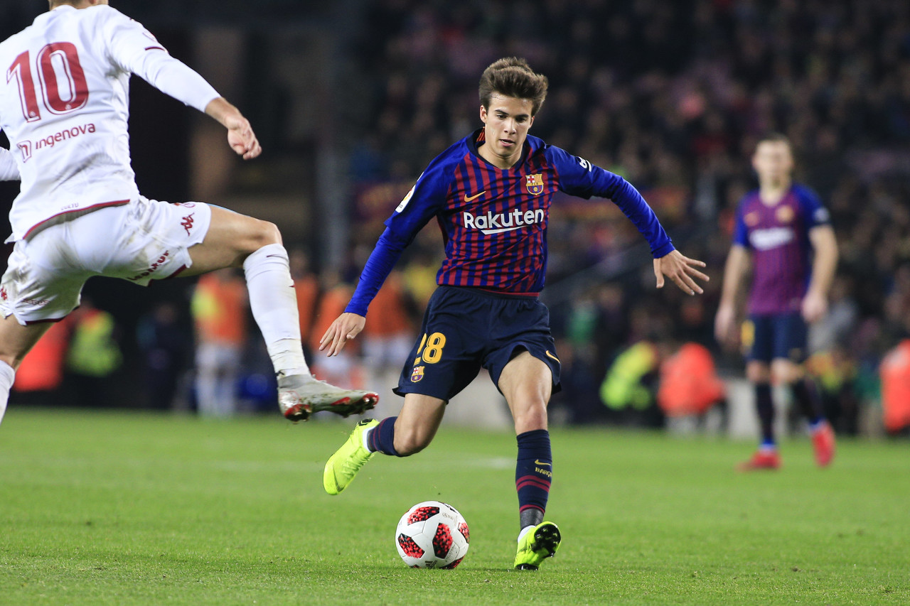 罗马诺:巴萨接受洛杉矶银河对普吉报价,将拥有二次转会分成