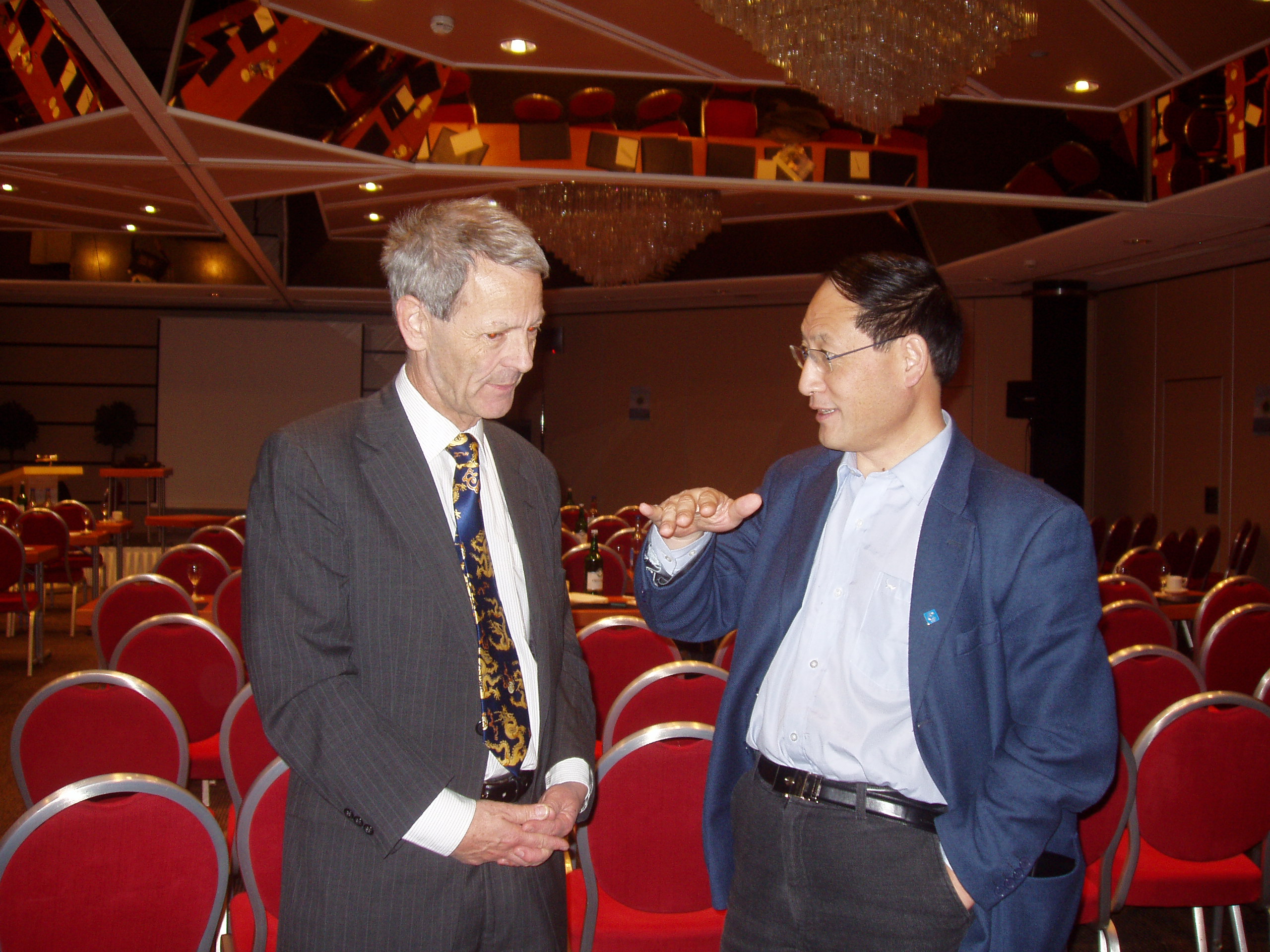 诸大建:不卖产品卖服务,是循环经济的精髓