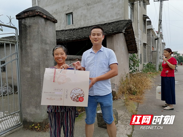 桃源县陬市镇开展"庆八一 送温暖"系列活动