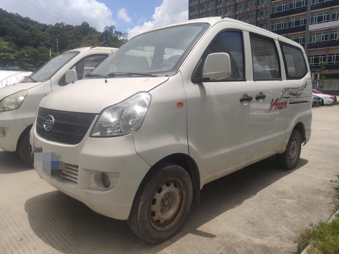 二手佳宝v70,11年11月份车4万千米