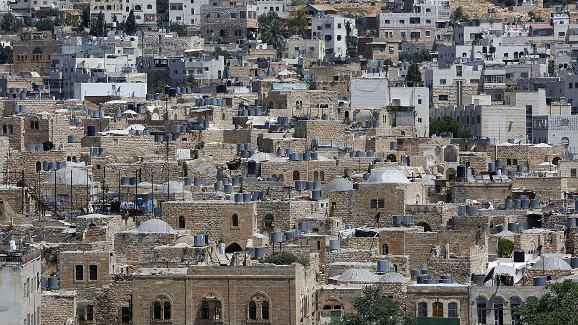 一名巴勒斯坦人在希伯伦开枪导致4名以色列人受伤