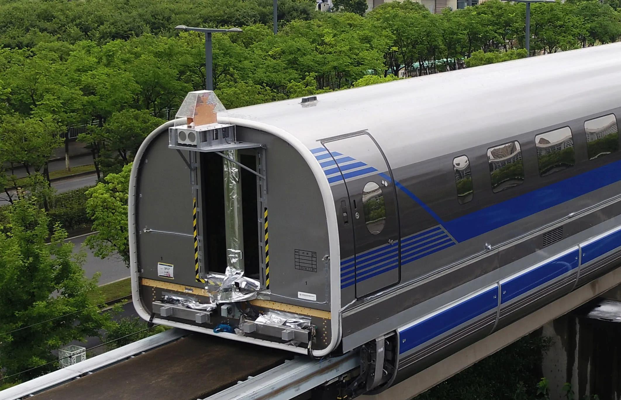 中国造全球首台新式磁浮列车,日本专家眼红:让中国抢先了