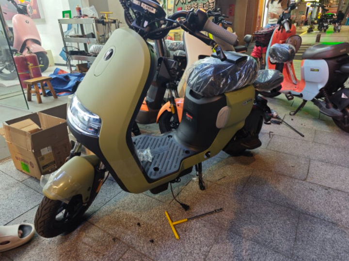 电动自行车卖了,车牌怎么注销