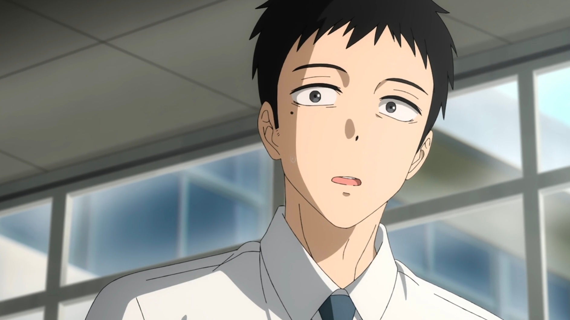 更衣人偶坠入爱河:男主熬夜制作cosplay服装,女主感动哭了