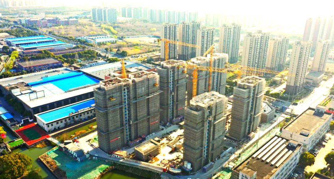 南翔镇云翔大居安置房项目双封顶,预计2026年一季度竣工