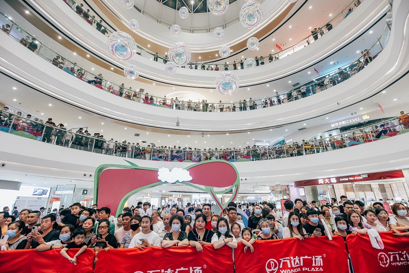 星奥回顾|张玮空降天津东丽万达广场开业盛典,《high 歌》高唱