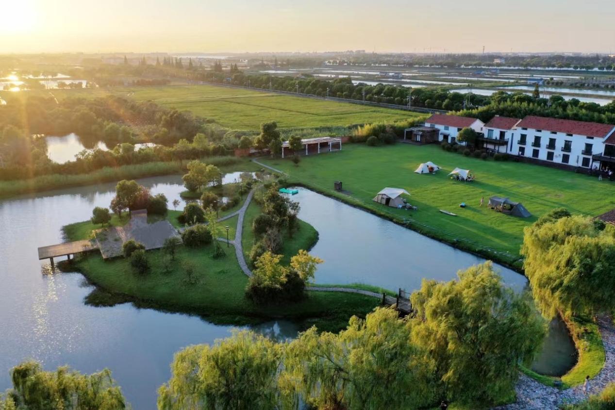 青浦区首家民宿度假村启动 民宿经济点亮美丽乡村