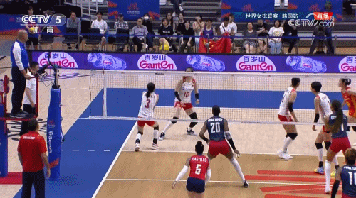 2004年女排逆转俄罗斯_16奥运女排逆转巴西_中国女排负多米尼加遭遇四连败